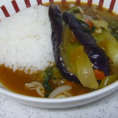 残りカレーがなく、でも食べたくなりレトルトで代用してある野菜で作りました！
スープカレー、初めて作りましたが、おいしいですねえ♪^-^